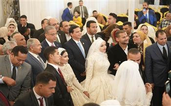 حماة الوطن يختتم زيارته لمحافظة الفيوم بإقامة عرس جماعي وتقديم هدية للعرسان
