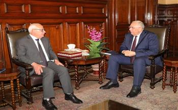 محافظ بورسعيد يلتقي وزير الزراعة لدعم القطاع الزراعي بالمحافظة