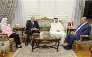 محافظ القاهرة يبحث مع «البحرين» سبل التعاون المشترك بمختلف المجالات