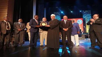 اللجنة السودانية العليا لمبادرة «شكرا مصر» تكرم وزير الأوقاف