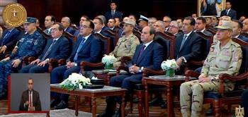 الرئيس السيسي يشاهد فيلما تسجيليا عن جهود الدولة في دعم الأمن الزراعي
