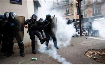 فرنسا: مواجهات عنيفة بين الشرطة والمحتجين في باريس