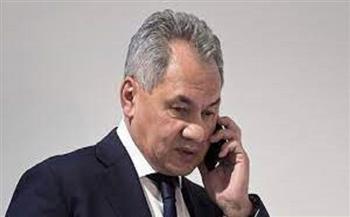 وزير الدفاع الروسي يتلقى اتصالاً هاتفياً من نظيره الأمريكي
