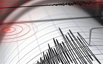 زلزال 5.2 ريختر يضرب جاوة في إندونيسيا