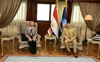 وزيرة البيئة تبحث مع الفريق أسامة ربيع سبل تعزيز الاقتصاد الأزرق وجهود تطوير وتنمية البحيرات المصرية 