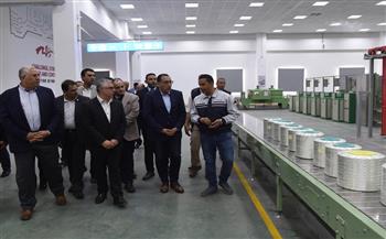مدبولي يشهد افتتاح خط الإنتاج الجديد بمصنع شركة جوشي ـ مصر لصناعة الفايبر جلاس