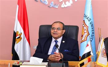 رئيس جامعة سوهاج يشارك بندوة قادة التحول الرقمي في مؤسسات التعليم العالي المصرية