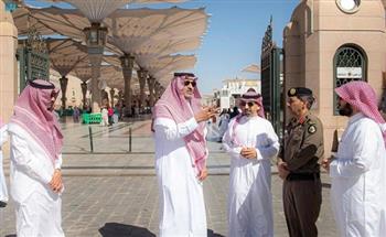 أمير منطقة المدينة المنورة يطلع على استعدادات خدمة زائري المسجد النبوي