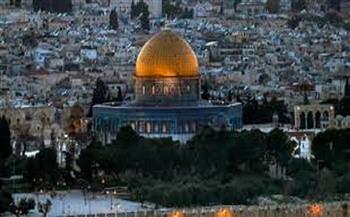 مستوطنان يحاولان تخريب كنيسة الجثمانية في القدس