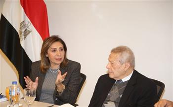 وزيرة الثقافة تشهد اجتماع مجلس إدارة وصندوق مكتبات مصر العامة «صور»