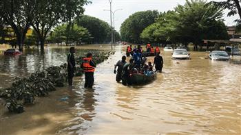 27 ألف شخص .. فيضانات مريعة في ماليزيا 
