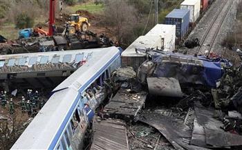 ارتفاع حصيلة ضحايا حادث اصطدام قطارين بوسط اليونان إلى 42 شخصا