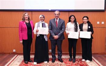 وزير الاتصالات يكرم الفائزين في مسابقة DECI-GEEKS التي أطلقتها مبادرة أشبال مصر الرقمية