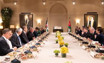 العاهل الأردني يبحث مع سفراء دول الاتحاد الأوروبي العلاقات الاستراتيجية 