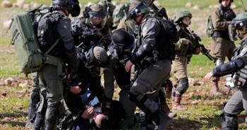 الاحتلال الإسرائيلي يعتقل 11 فلسطينيًا من أنحاء مُتفرقة بالضفة الغربية 