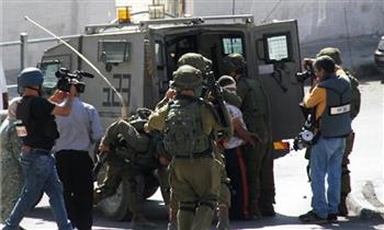 قوات الاحتلال تعتقل 6 فلسطينيين في الضفة الغربية 