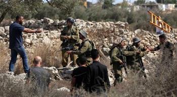 الاحتلال الإسرائيلي يصيب فلسطينيا بالرصاص ويعتقله في قلقيلية