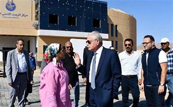 محافظ جنوب سيناء يتابع سير العمل بمبني الرصد الأمني الموحد والقرية التراثية بشرم الشيخ
