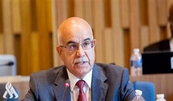 وزير الصحة العراقي يدعو لتوطين صناعة الدواء ووقف نزيف الاستيراد 