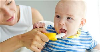 نصائح للمحافظة على أسنان الرضع