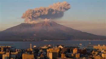 رفع مستوى التحذير من بركان جبل أساما في اليابان