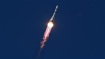 الدفاع الروسية تطلق صاروخا بـ قمر صناعي من قاعدة بليسيتسك الفضائية