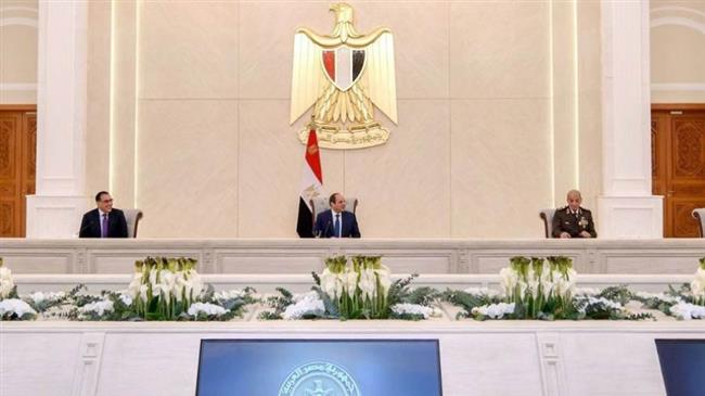 توجيه الرئيس السيسي أن يكون الانتقال للعاصمة الإدارية تطويرا حقيقيا للجهاز الإداري.. يتصدر اهتمامات الصحف