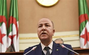 رئيس الوزراء الجزائري يبحث مع نظيرته التونسية تطوير العلاقات الثنائية