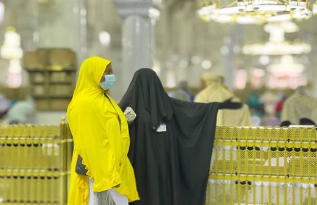 رئاسة الحرمين تكثف الجهود بكوادرها النسائية بالمسجد الحرام في أول جمعة من رمضان