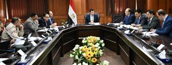 وزير الشباب يناقش إدارة وتشغيل مدينة مصر الدولية للألعاب الأوليمبية