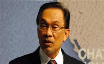 رئيس وزراء ماليزيا يبدأ زيارة رسمية إلى كمبوديا بهدف تعزيز العلاقات الثنائية