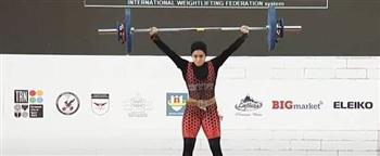 حبيبة سعد تحرز لمصر ميدالية فضية في بطولة العالم للأثقال