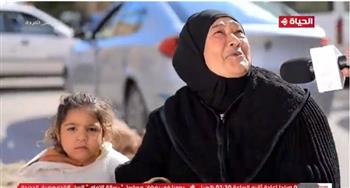 واحد من الناس يجبر خاطر «الست أم أحمد» ويهديها مبلغ مالي لجهاز ابنتها