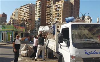 محافظ الإسكندرية يكلف رؤساء الأحياء بتكثيف أعمال النظافة بالشوارع المحيطة بالمساجد