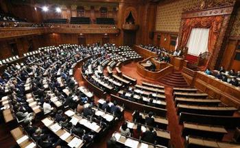 البرلمان الياباني يقر ميزانية قياسية بقيمة 870 مليار دولار 