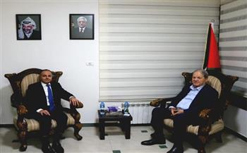 السفير المصري برام الله يلتقي رئيس المجلس الوطني الفلسطيني لوقف التصعيد الإسرائيلي