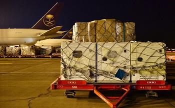 السعودية تسير طائرتين تحملان 168 طنا من المساعدات للشعب الأوكراني