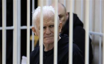بيلاروس: السجن 10 سنوات بحق ناشط حقوقي حائز على جائزة نوبل للسلام