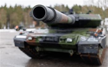 ألمانيا تطلب من سويسرا دبابات ليوبارد وتتعهد بعدم نقلها إلى كييف