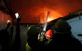 ارتفاع حصيلة ضحايا حريق مخزن وقود في إندونيسيا إلى 16 قتيلا