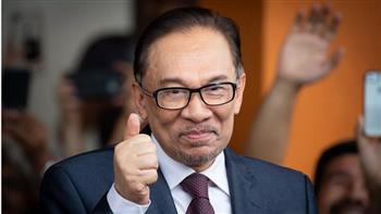 رئيس وزراء ماليزيا يدعو الصين إلى تنشيط مبادرة الحزام والطريق