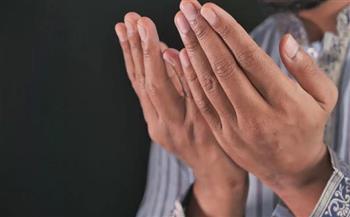 «اللهمَّ إنِّي أسألُكَ مِنَ الخيرِ كلِّهِ عَاجِلِه وآجِلِه».. دعاء اليوم التاسع من رمضان