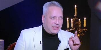 تامر أمين يكشف حقيقة ارتداء ابنته كاش مايوه (فيديو)