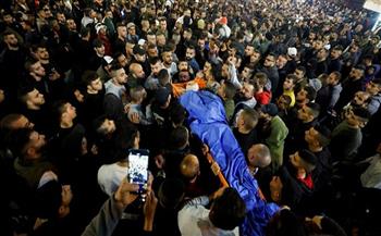 الفلسطينيون يُشيعون جثامين شهداء مجزرة الاحتلال الإسرائيلي في "جنين"