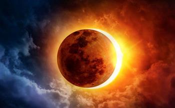 رئيس معهد الفلك يكشف تفاصيل كسوف الشمس النادر «الهجين» في 20 أبريل