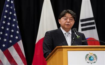 وزير الخارجية الياباني يبدأ زيارة إلى الصين