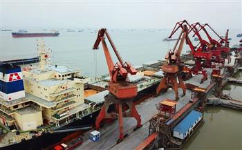 الصين تسجل أول ارتفاع في صادراتها منذ أكتوبر
