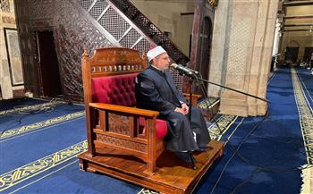 رئيس جامعة الأزهر: التعبير عن نزول القرآن بصيغة الماضي تأكيد على عظمته