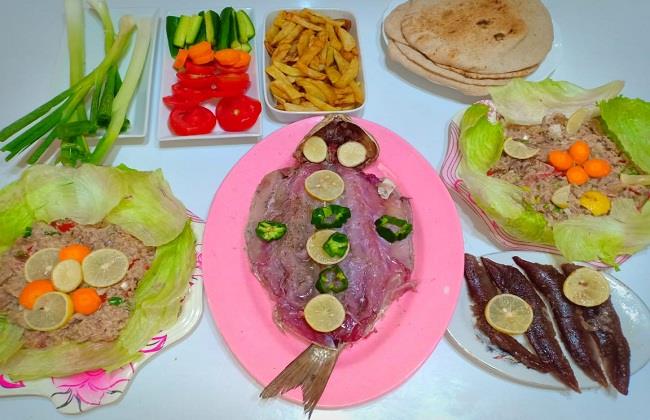 مع اقتراب العيد وشم النسيم..خبير تغذية تحذر من «الفسيخ والرنجة»