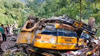 مصرع 12 شخصًا إثر سقوط حافلة ركاب بواد في الهند